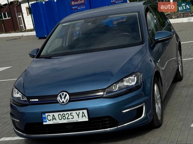 Синий Фольксваген e-Golf, объемом двигателя 0 л и пробегом 121 тыс. км за 9500 $, фото 1 на Automoto.ua