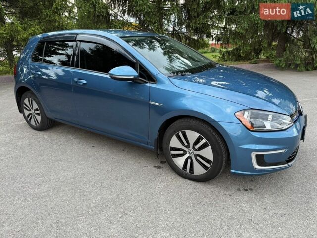 Синий Фольксваген e-Golf, объемом двигателя 0 л и пробегом 154 тыс. км за 9499 $, фото 1 на Automoto.ua