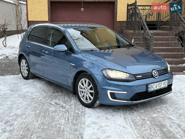 Синий Фольксваген e-Golf, объемом двигателя 0 л и пробегом 147 тыс. км за 9000 $, фото 1 на Automoto.ua