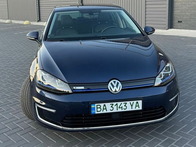 Синий Фольксваген e-Golf, объемом двигателя 0 л и пробегом 61 тыс. км за 11200 $, фото 1 на Automoto.ua