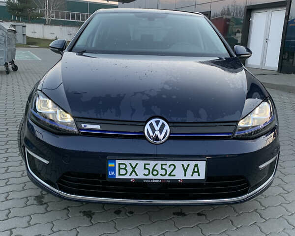 Синий Фольксваген e-Golf, объемом двигателя 0 л и пробегом 82 тыс. км за 9499 $, фото 1 на Automoto.ua