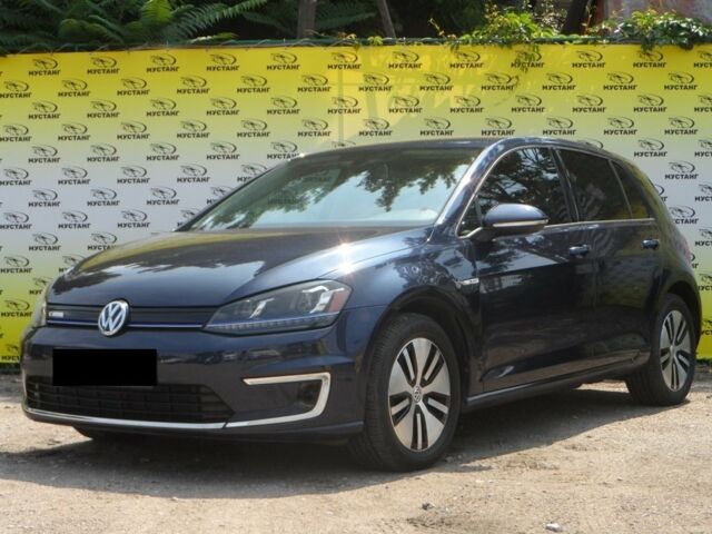 Синий Фольксваген e-Golf, объемом двигателя 0 л и пробегом 28 тыс. км за 18300 $, фото 1 на Automoto.ua