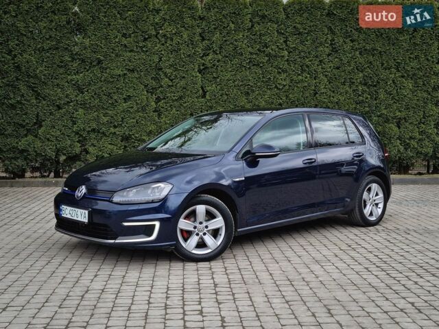 Синий Фольксваген e-Golf, объемом двигателя 0 л и пробегом 130 тыс. км за 9850 $, фото 1 на Automoto.ua