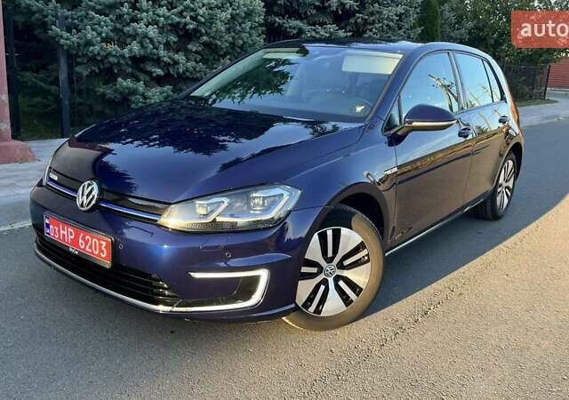 Синий Фольксваген e-Golf, объемом двигателя 0 л и пробегом 110 тыс. км за 13300 $, фото 1 на Automoto.ua