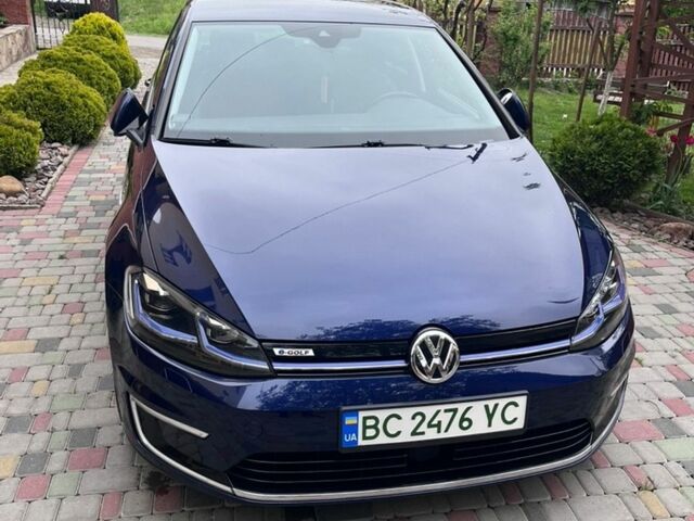 Синий Фольксваген e-Golf, объемом двигателя 0 л и пробегом 130 тыс. км за 13500 $, фото 1 на Automoto.ua