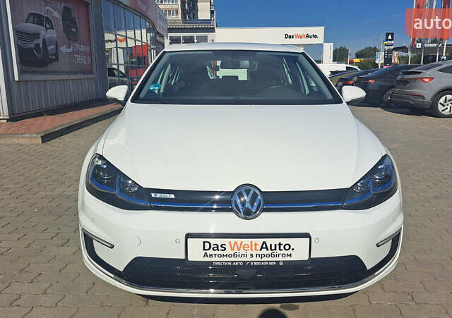 Синий Фольксваген e-Golf, объемом двигателя 0 л и пробегом 62 тыс. км за 13750 $, фото 1 на Automoto.ua
