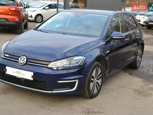 Синий Фольксваген e-Golf, объемом двигателя 0 л и пробегом 108 тыс. км за 12999 $, фото 1 на Automoto.ua