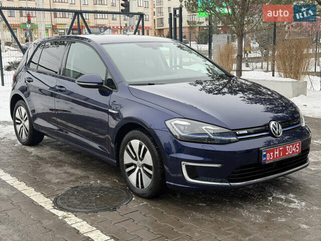 Синий Фольксваген e-Golf, объемом двигателя 0 л и пробегом 96 тыс. км за 12900 $, фото 1 на Automoto.ua