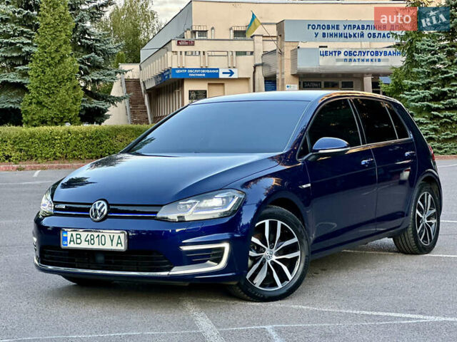 Синий Фольксваген e-Golf, объемом двигателя 0 л и пробегом 93 тыс. км за 14350 $, фото 1 на Automoto.ua