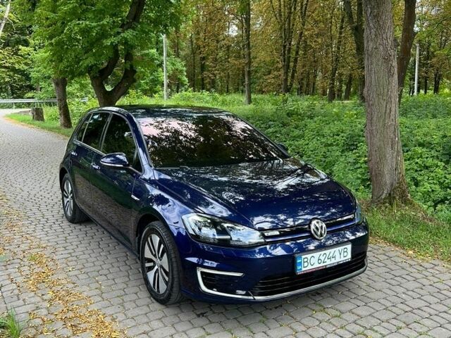 Синий Фольксваген e-Golf, объемом двигателя 0 л и пробегом 80 тыс. км за 14299 $, фото 1 на Automoto.ua