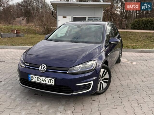 Синий Фольксваген e-Golf, объемом двигателя 0 л и пробегом 118 тыс. км за 12650 $, фото 1 на Automoto.ua