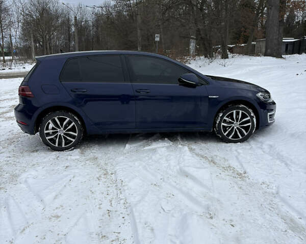 Синій Фольксваген e-Golf, об'ємом двигуна 0 л та пробігом 106 тис. км за 15000 $, фото 1 на Automoto.ua