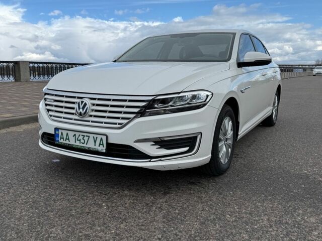 Белый Фольксваген e-Lavida, объемом двигателя 0 л и пробегом 80 тыс. км за 14000 $, фото 1 на Automoto.ua