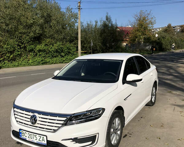 Белый Фольксваген e-Lavida, объемом двигателя 0 л и пробегом 30 тыс. км за 16500 $, фото 1 на Automoto.ua