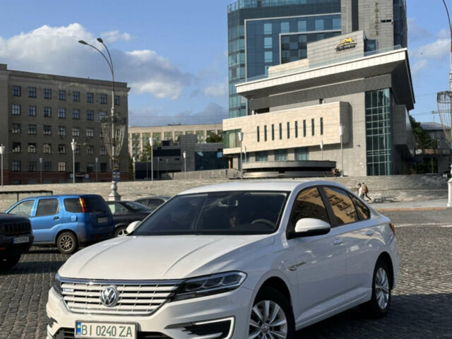 Білий Фольксваген e-Lavida, об'ємом двигуна 0 л та пробігом 80 тис. км за 15800 $, фото 1 на Automoto.ua