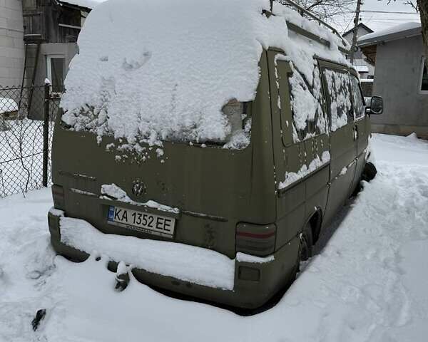 Белый Фольксваген e-Transporter, объемом двигателя 2.5 л и пробегом 300 тыс. км за 4000 $, фото 1 на Automoto.ua