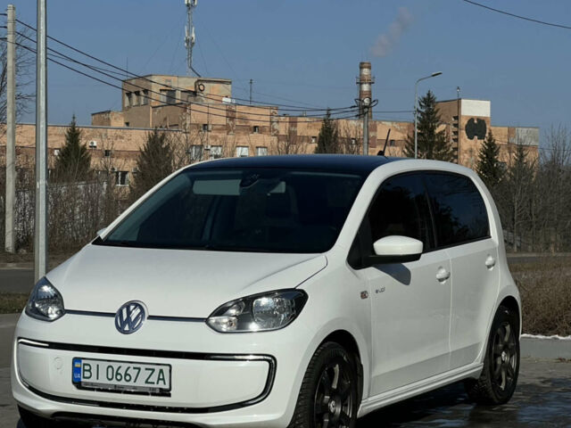 Білий Фольксваген e-up, об'ємом двигуна 0 л та пробігом 80 тис. км за 7500 $, фото 1 на Automoto.ua