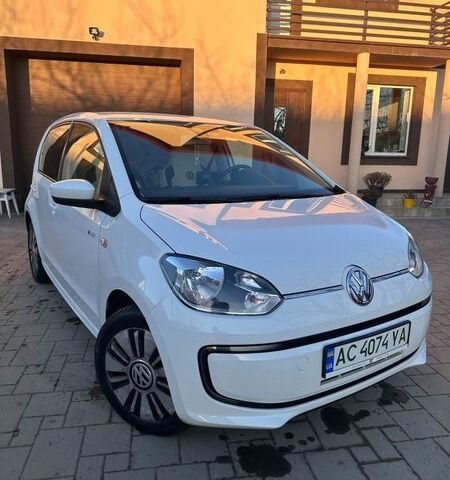 Білий Фольксваген e-up, об'ємом двигуна 0 л та пробігом 101 тис. км за 7950 $, фото 1 на Automoto.ua