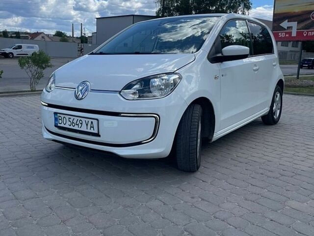 Білий Фольксваген e-up, об'ємом двигуна 0 л та пробігом 130 тис. км за 5390 $, фото 1 на Automoto.ua