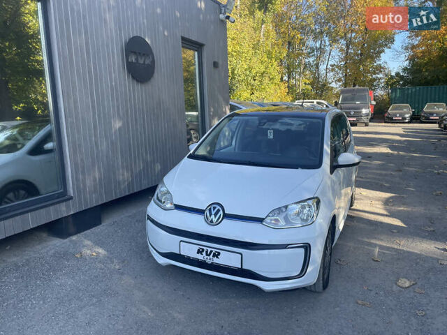 Белый Фольксваген e-up, объемом двигателя 0 л и пробегом 175 тыс. км за 6900 $, фото 1 на Automoto.ua