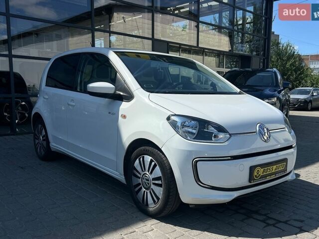 Белый Фольксваген e-up, объемом двигателя 0 л и пробегом 160 тыс. км за 6500 $, фото 1 на Automoto.ua