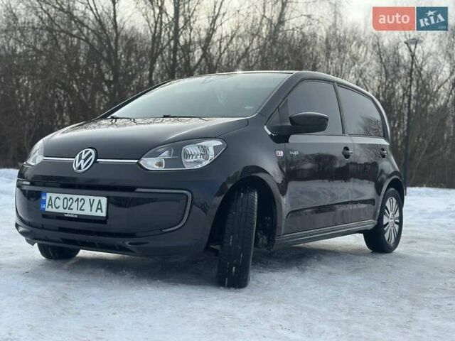 Чорний Фольксваген e-up, об'ємом двигуна 0 л та пробігом 140 тис. км за 6200 $, фото 1 на Automoto.ua