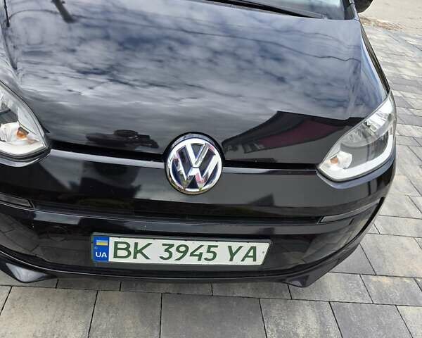 Чорний Фольксваген e-up, об'ємом двигуна 0 л та пробігом 79 тис. км за 6800 $, фото 1 на Automoto.ua