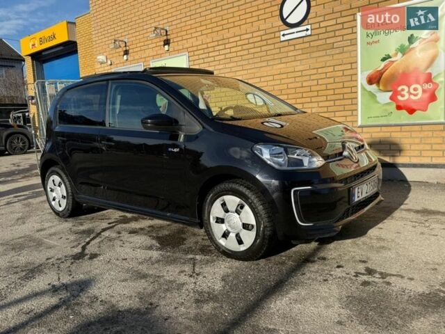 Черный Фольксваген e-up, объемом двигателя 0 л и пробегом 79 тыс. км за 7200 $, фото 1 на Automoto.ua