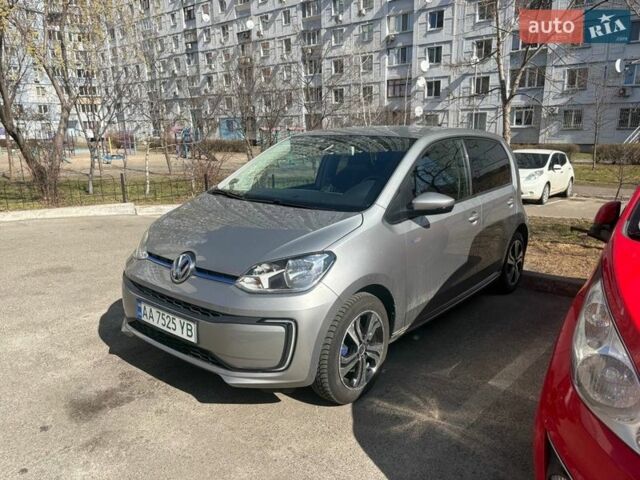 Фольксваген e-up, объемом двигателя 0 л и пробегом 124 тыс. км за 7999 $, фото 1 на Automoto.ua