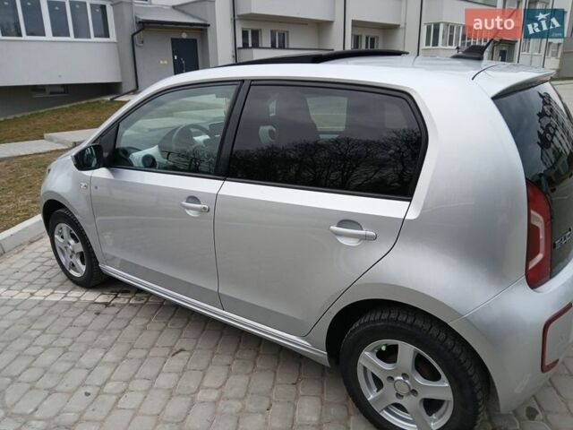 Сірий Фольксваген e-up, об'ємом двигуна 0 л та пробігом 80 тис. км за 6100 $, фото 1 на Automoto.ua