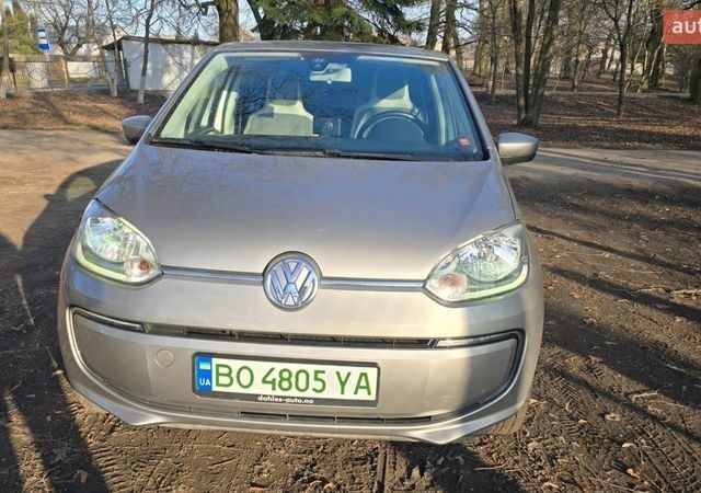 Сірий Фольксваген e-up, об'ємом двигуна 0 л та пробігом 141 тис. км за 6750 $, фото 1 на Automoto.ua