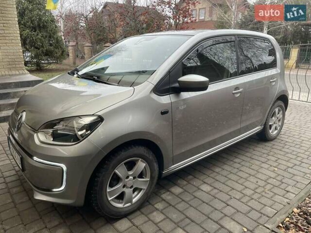 Сірий Фольксваген e-up, об'ємом двигуна 0 л та пробігом 111 тис. км за 5999 $, фото 1 на Automoto.ua