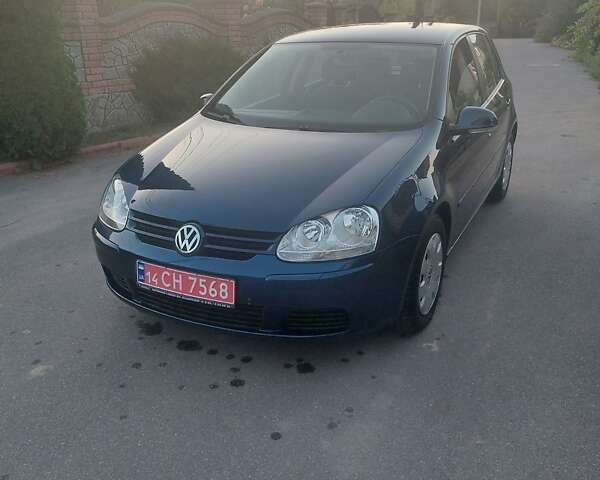 Синий Фольксваген Gol, объемом двигателя 1.6 л и пробегом 182 тыс. км за 5650 $, фото 1 на Automoto.ua