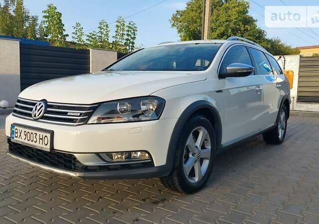 Белый Фольксваген Golf Alltrack, объемом двигателя 2 л и пробегом 247 тыс. км за 11999 $, фото 1 на Automoto.ua