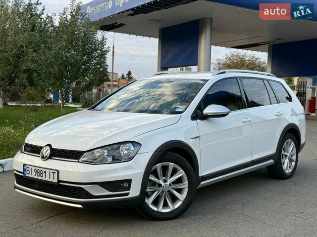 Белый Фольксваген Golf Alltrack, объемом двигателя 1.8 л и пробегом 133 тыс. км за 13500 $, фото 1 на Automoto.ua