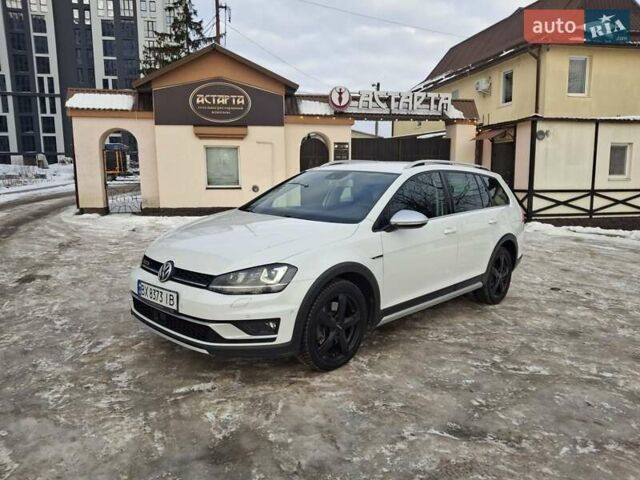 Белый Фольксваген Golf Alltrack, объемом двигателя 1.97 л и пробегом 248 тыс. км за 16500 $, фото 1 на Automoto.ua
