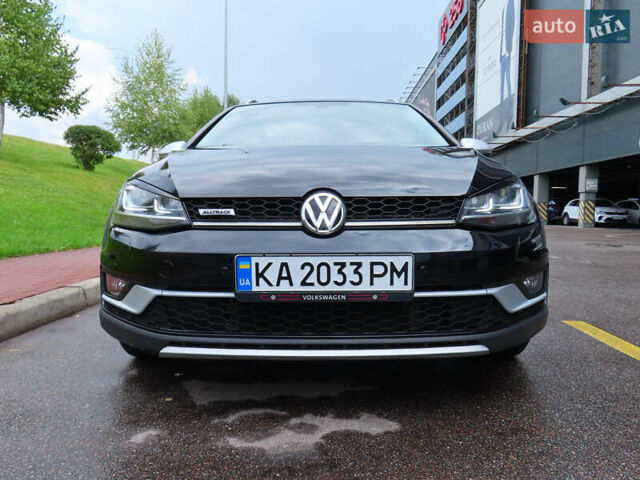 Черный Фольксваген Golf Alltrack, объемом двигателя 1.8 л и пробегом 49 тыс. км за 16700 $, фото 1 на Automoto.ua