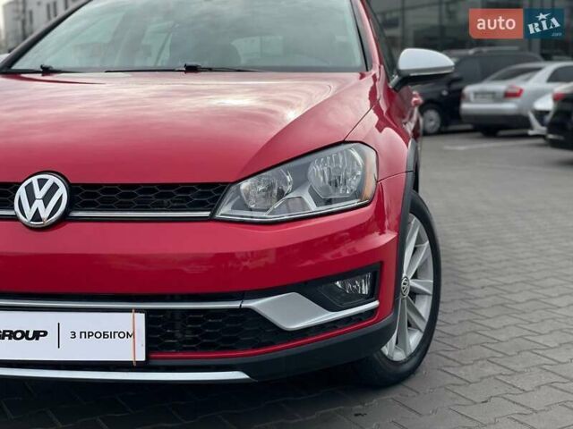 Красный Фольксваген Golf Alltrack, объемом двигателя 1.8 л и пробегом 78 тыс. км за 15850 $, фото 1 на Automoto.ua