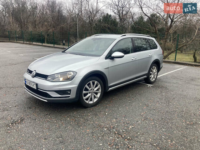 Сірий Фольксваген Golf Alltrack, об'ємом двигуна 1.97 л та пробігом 221 тис. км за 14000 $, фото 1 на Automoto.ua