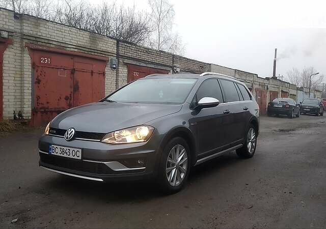 Сірий Фольксваген Golf Alltrack, об'ємом двигуна 1.8 л та пробігом 108 тис. км за 14000 $, фото 1 на Automoto.ua