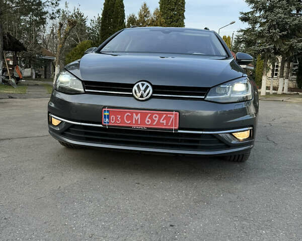 Сірий Фольксваген Golf Alltrack, об'ємом двигуна 2 л та пробігом 240 тис. км за 17800 $, фото 1 на Automoto.ua