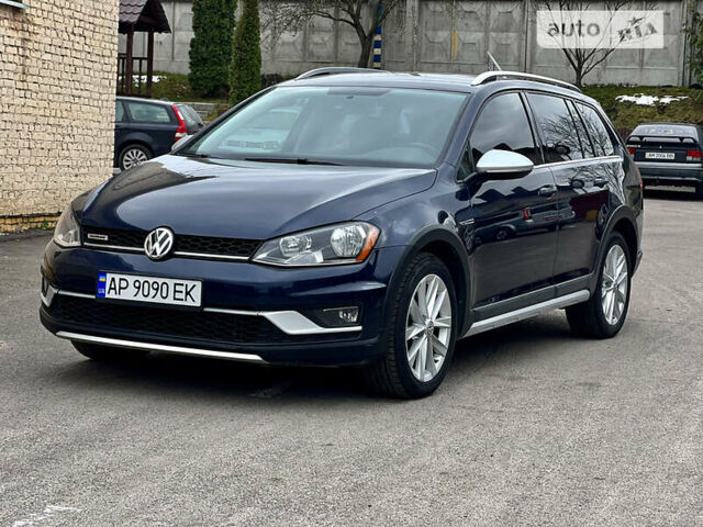 Синій Фольксваген Golf Alltrack, об'ємом двигуна 1.8 л та пробігом 93 тис. км за 13999 $, фото 1 на Automoto.ua