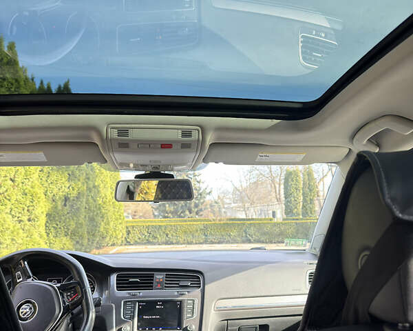 Синій Фольксваген Golf Alltrack, об'ємом двигуна 1.8 л та пробігом 70 тис. км за 13699 $, фото 1 на Automoto.ua