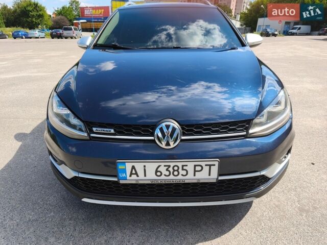 Синий Фольксваген Golf Alltrack, объемом двигателя 1.8 л и пробегом 142 тыс. км за 15700 $, фото 1 на Automoto.ua
