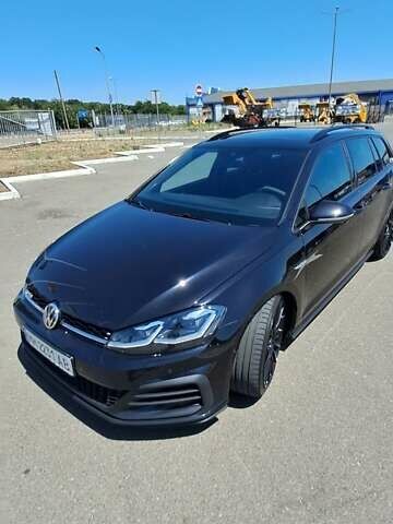 Черный Фольксваген Golf GTD, объемом двигателя 1.97 л и пробегом 268 тыс. км за 18000 $, фото 1 на Automoto.ua