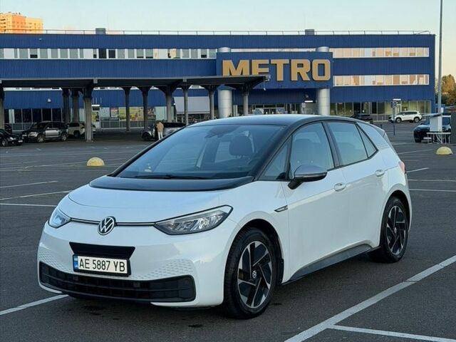 Білий Фольксваген ID.3, об'ємом двигуна 0 л та пробігом 162 тис. км за 16000 $, фото 1 на Automoto.ua