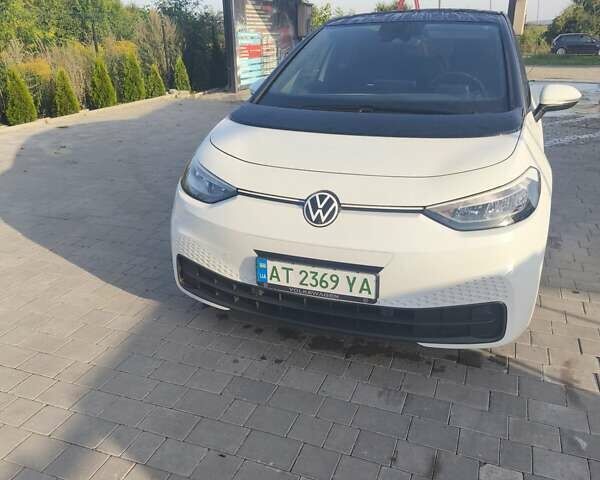 Білий Фольксваген ID.3, об'ємом двигуна 0 л та пробігом 110 тис. км за 18000 $, фото 1 на Automoto.ua