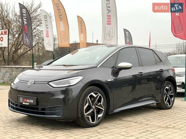 Черный Фольксваген ID.3, объемом двигателя 0 л и пробегом 68 тыс. км за 18650 $, фото 1 на Automoto.ua