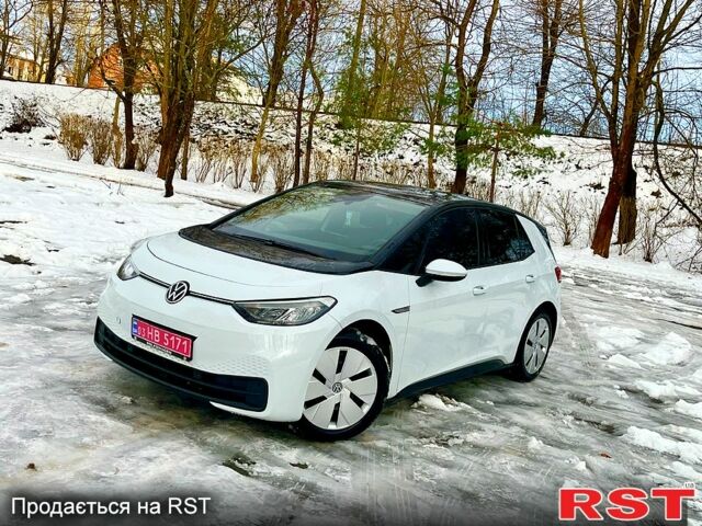 Фольксваген ID.3, об'ємом двигуна 0.15 л та пробігом 185 тис. км за 14950 $, фото 1 на Automoto.ua