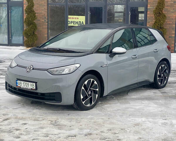 Серый Фольксваген ID.3, объемом двигателя 0 л и пробегом 169 тыс. км за 17000 $, фото 1 на Automoto.ua